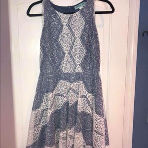 Dine Be. Lace Dress